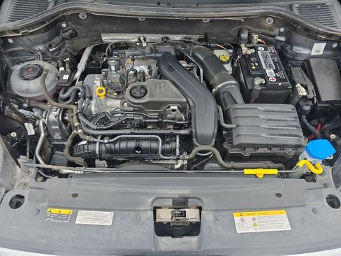 Used 2022 Volkswagen Taos S w/ IQ Drive S Package image 33