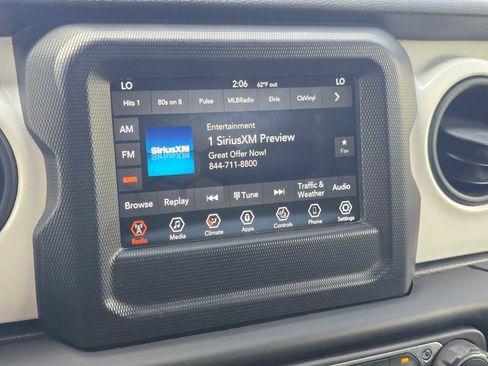 Used 2021 Jeep Wrangler Unlimited Sport AWD/4WD image 29