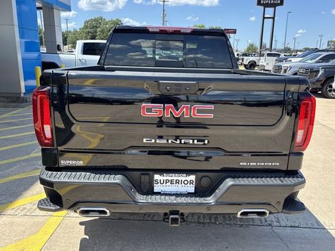 Used 2026 GMC Sierra 1500 Denali AWD/4WD image 4