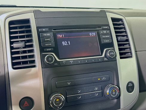 Used 2017 Nissan Frontier SV image 21