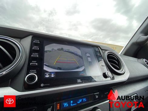 Certified 2020 Toyota Tacoma TRD Off-Road w/ TRD Premium Off Road Package AWD/4WD image 44