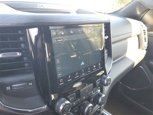 Used 2024 RAM 1500 Laramie image 21