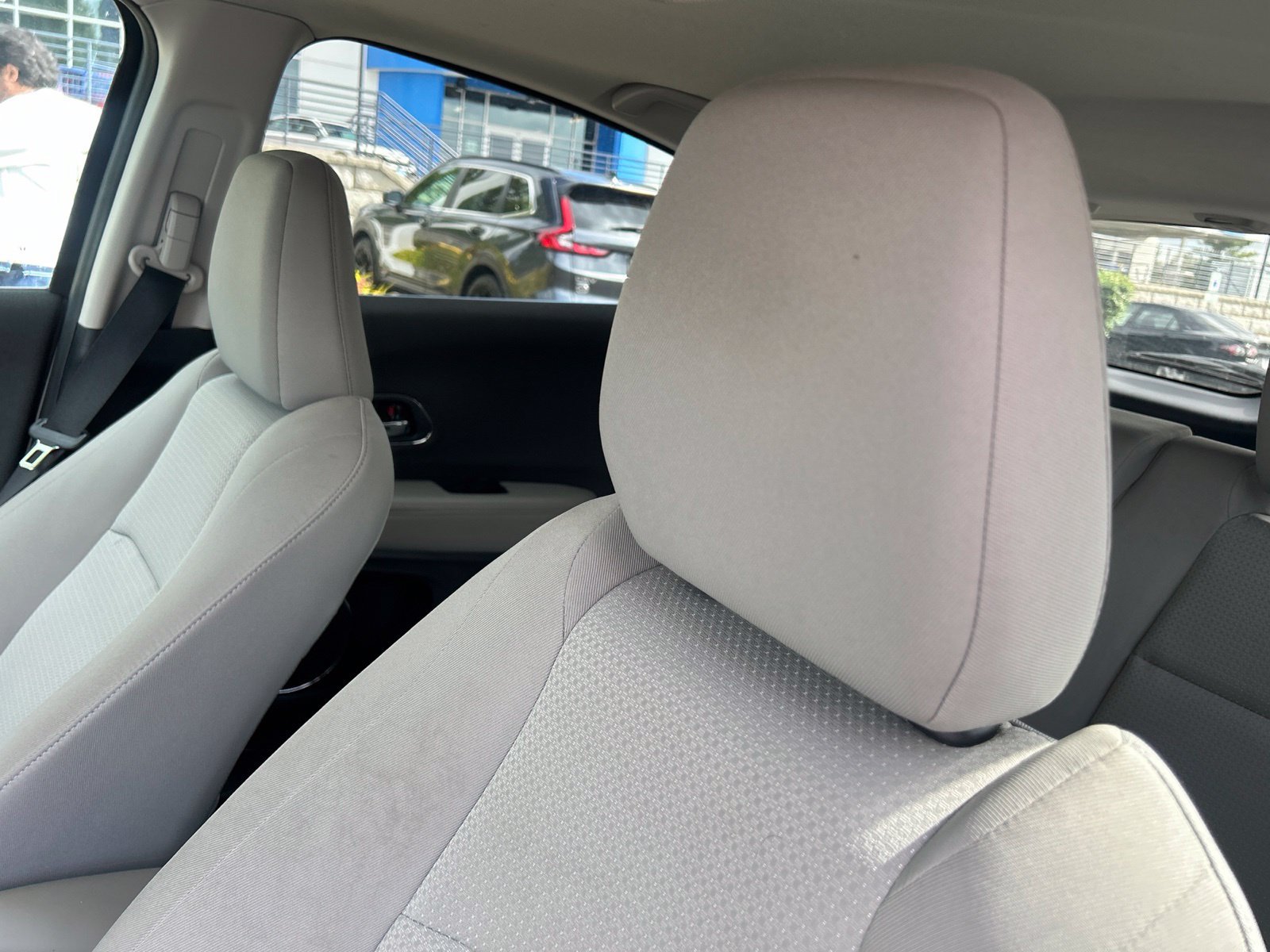 Used 2022 Honda HR-V EX image 8