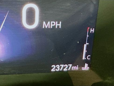 Used 2024 Buick Encore GX Preferred FWD image 19