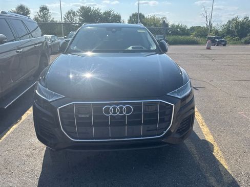 Used 2019 Audi Q8 Prestige AWD/4WD image 4