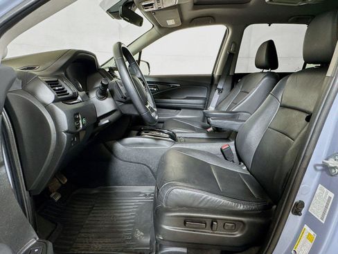 Used 2022 Honda Pilot Touring image 19