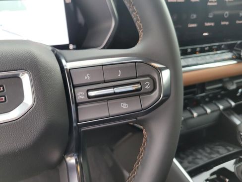 New 2026 GMC Canyon AT4 image 10