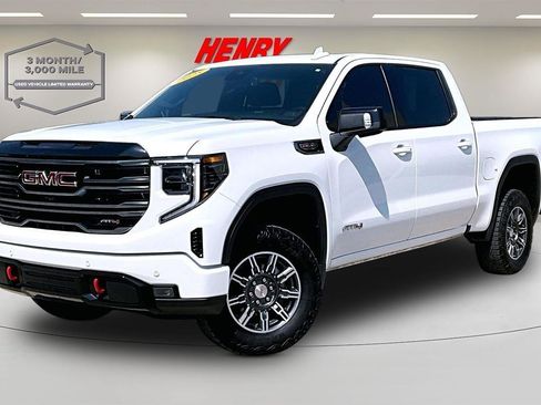 Used 2025 GMC Sierra 1500 AT4 AWD/4WD image 3