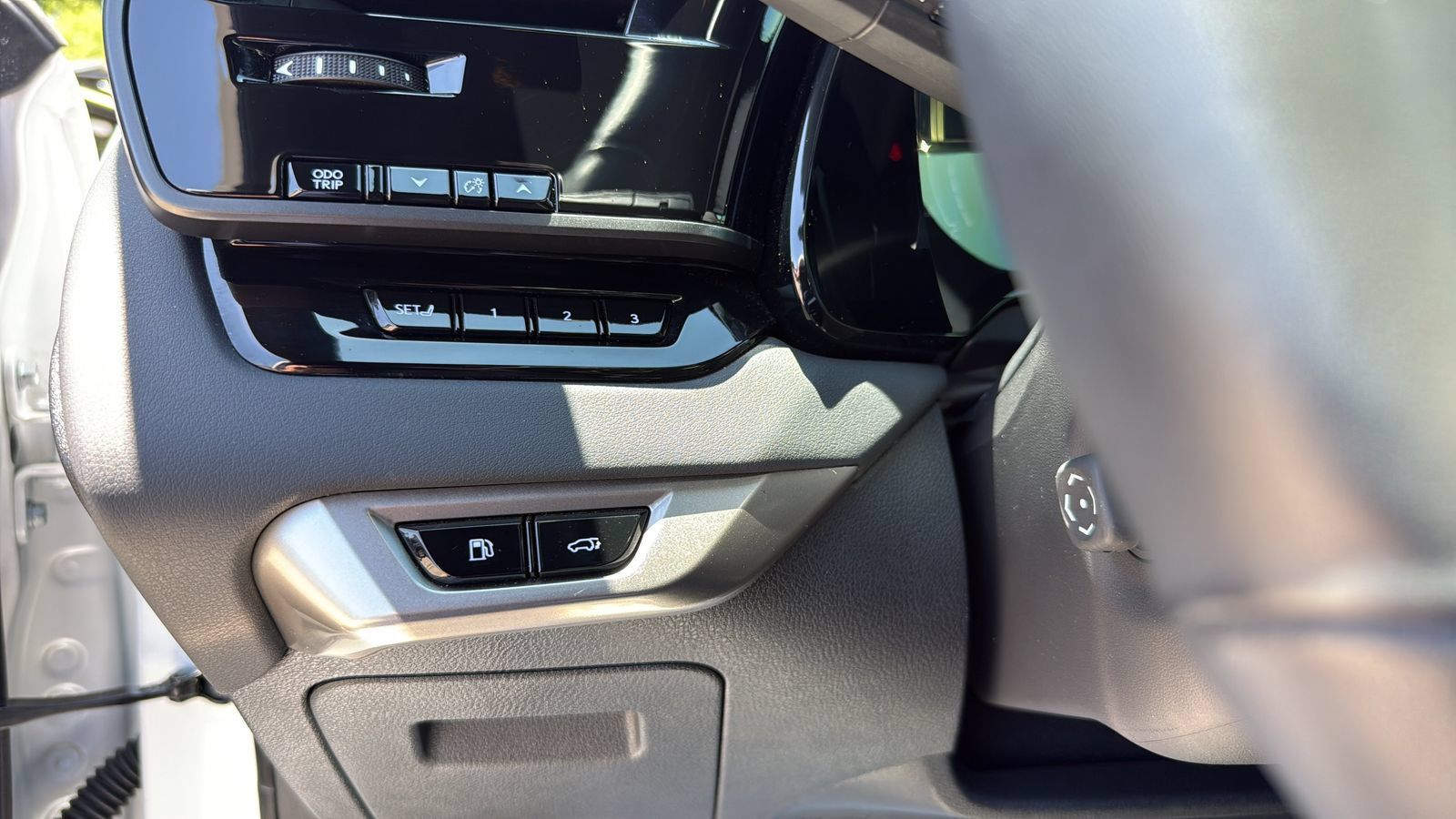 Used 2024 Lexus RX 350 w/ Convenience Package AWD/4WD image 17