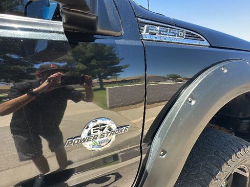 Used 2013 Ford F250 Lariat w/ Lariat Ultimate Pkg AWD/4WD image 6