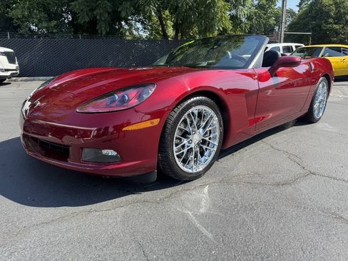 Used 2005 Chevrolet Corvette Convertible w/ Preferred Equipment Group RWD image 1