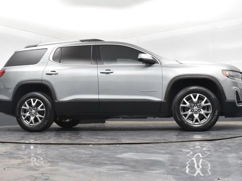 Used 2023 GMC Acadia SLT FWD image 23