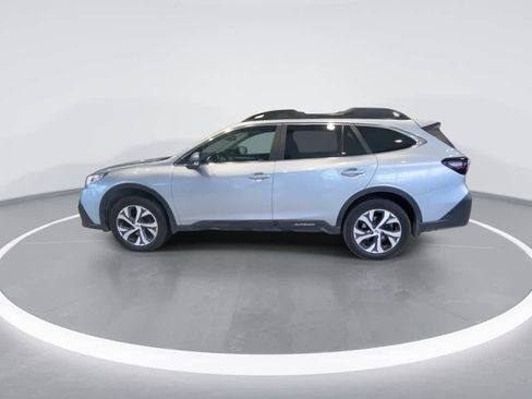 Used 2021 Subaru Outback Limited image 5