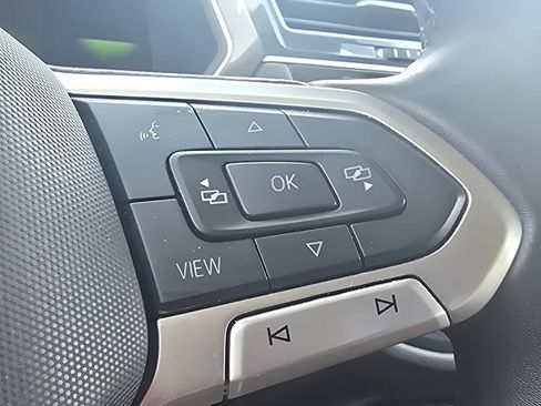 Used 2024 Volkswagen Tiguan Wolfsburg Edition AWD/4WD image 28