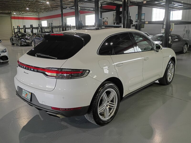 Used 2021 Porsche Macan AWD/4WD image 5