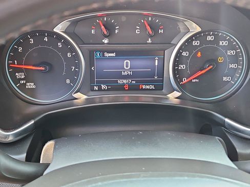 Used 2019 Chevrolet Equinox LT w/ Driver Convenience Package FWD image 26