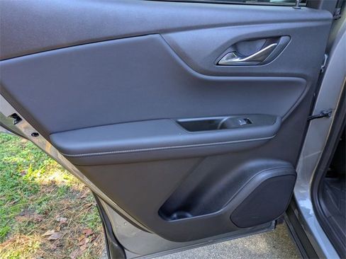 New 2025 Chevrolet Blazer LT w/ Convenience Package image 28