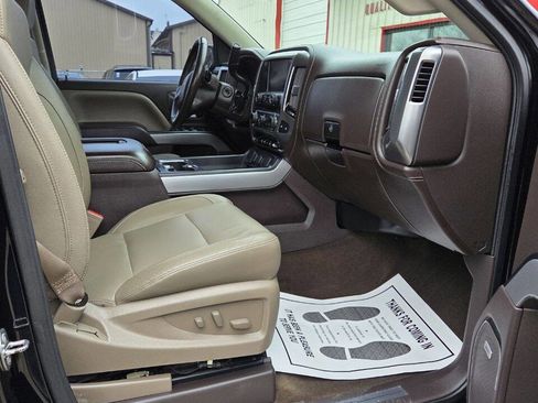 Used 2016 Chevrolet Silverado 1500 LTZ Z71 w/ LTZ Plus Package image 16