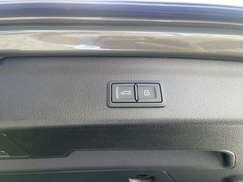 Used 2024 Audi Q3 2.0T Premium Plus w/ Premium Plus Package image 20