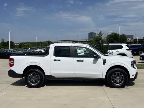 Used 2025 Ford Maverick XLT w/ Equipment Group 301A AWD/4WD image 3
