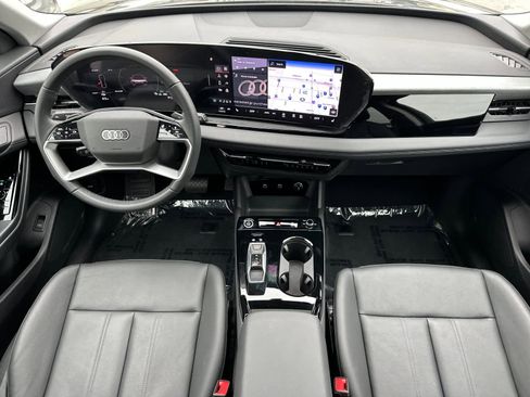 Used 2025 Audi Q6 e-tron Premium w/ Convenience Package image 3