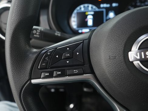 Used 2023 Nissan Kicks SV image 23