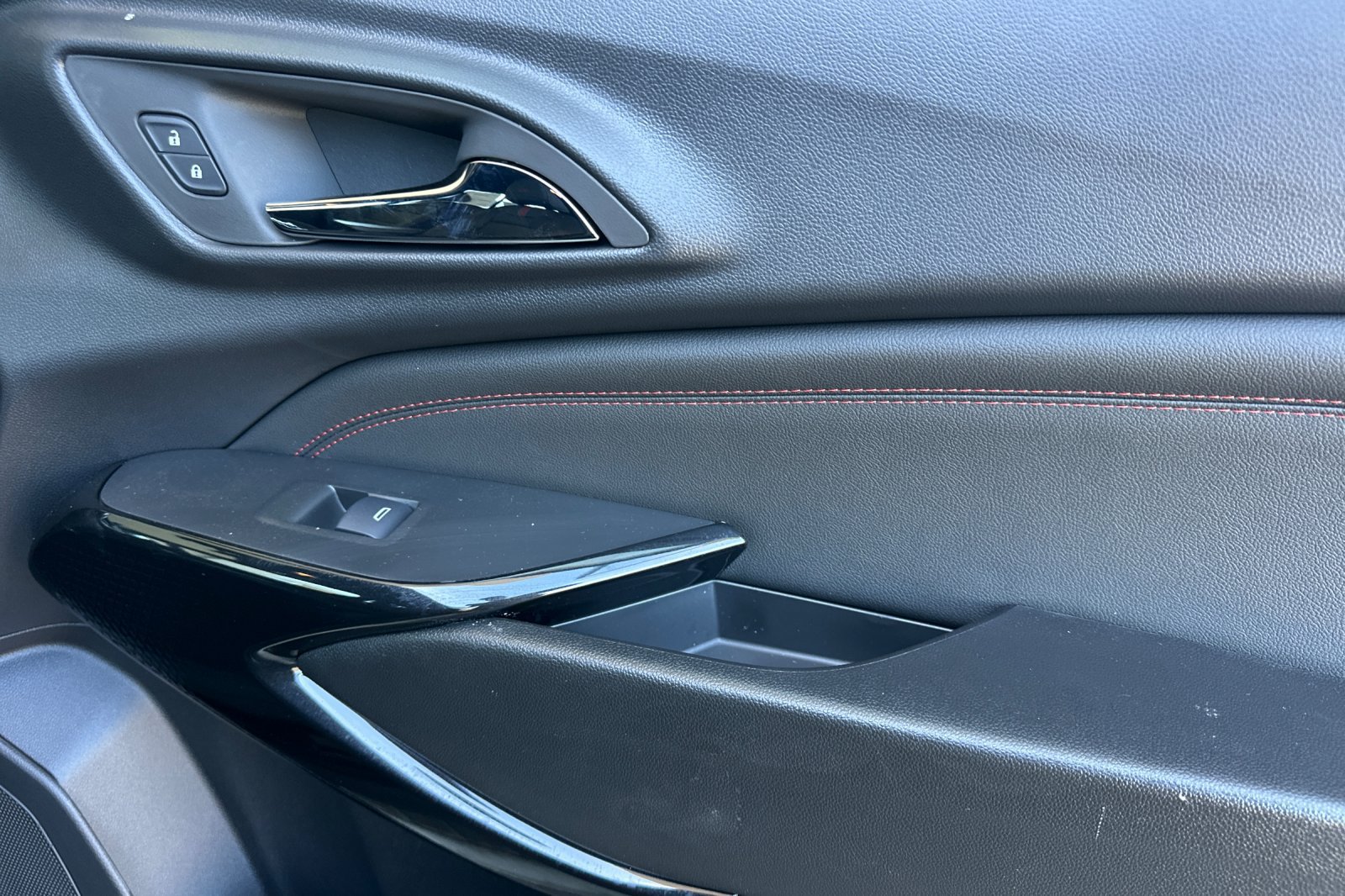 New 2026 Chevrolet Trax RS w/ Driver Confidence Package FWD image 19