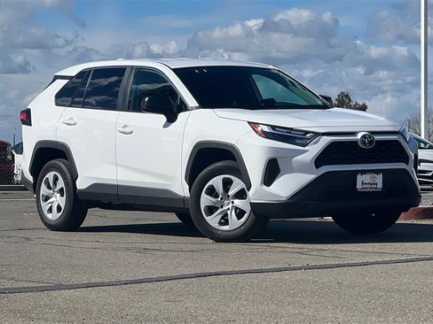 Used 2025 Toyota RAV4 LE image 2