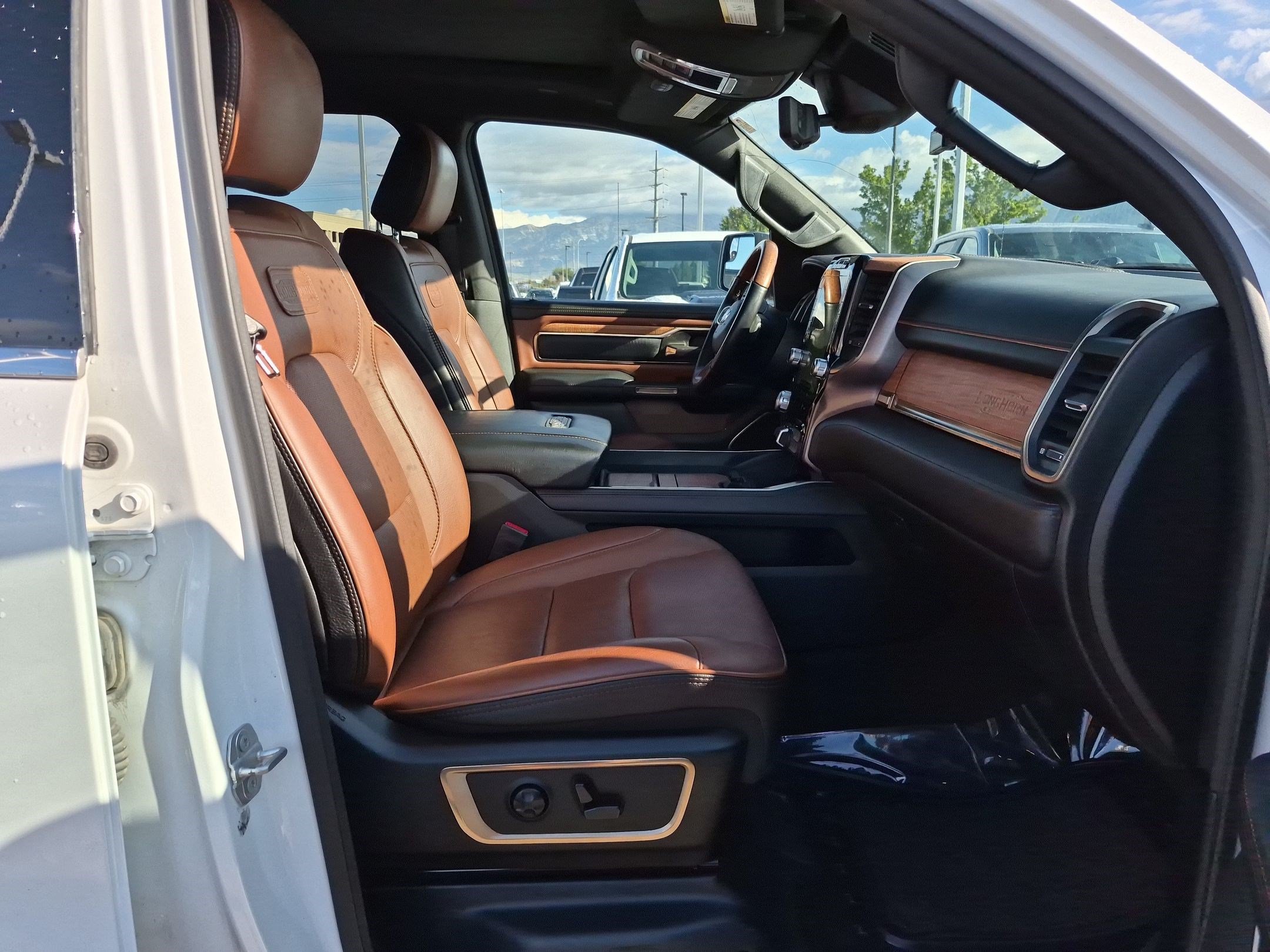 Used 2021 RAM 1500 Limited AWD/4WD image 32