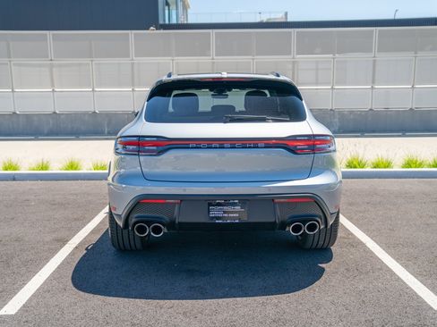 Certified 2026 Porsche Macan AWD/4WD image 7