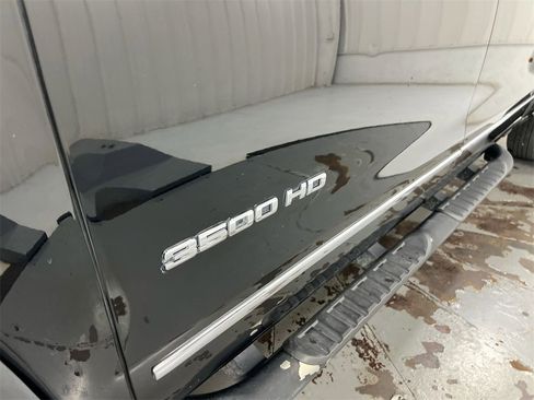 Used 2017 GMC Sierra 3500 SLT image 33