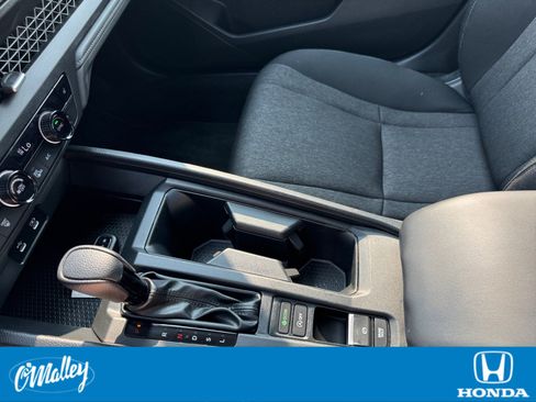 Certified 2023 Honda Accord EX image 22