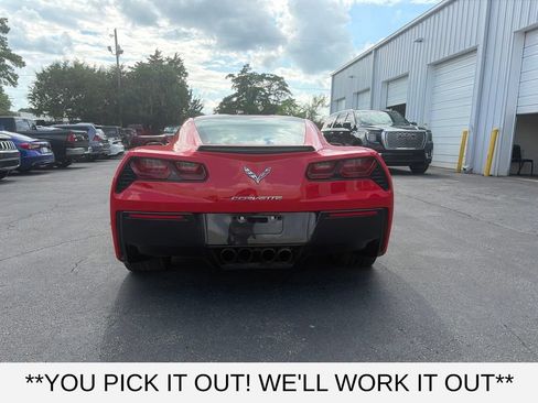 Used 2019 Chevrolet Corvette Stingray Coupe w/ 1LT RWD image 5