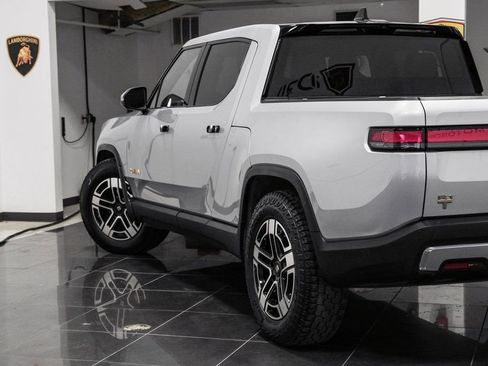 Used 2022 Rivian R1T Launch Edition image 15