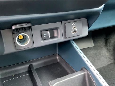Certified 2026 Ford Maverick Tremor AWD/4WD image 32