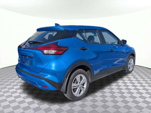 Used 2024 Nissan Kicks S FWD image 3