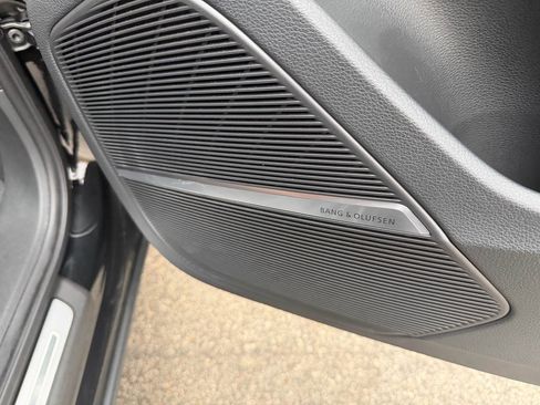 Used 2025 Audi Q7 3.0T Premium Plus image 28