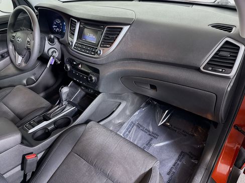 Used 2016 Hyundai Tucson SE image 29