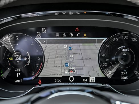 Used 2023 Bentley Bentayga Plug-In Hybrid AWD/4WD image 33