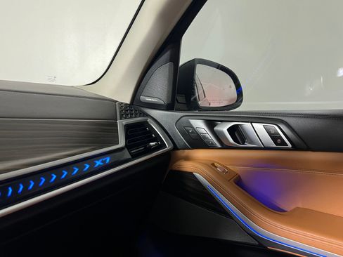 Certified 2023 BMW X7 xDrive40i w/ Executive Package image 31