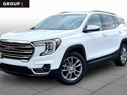 Used 2024 GMC Terrain SLT