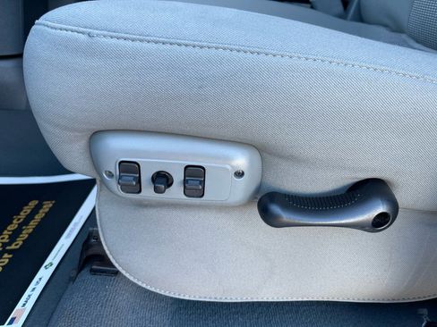 Used 2008 Dodge Ram 2500 Truck SXT w/ Popular Equipment Group image 27