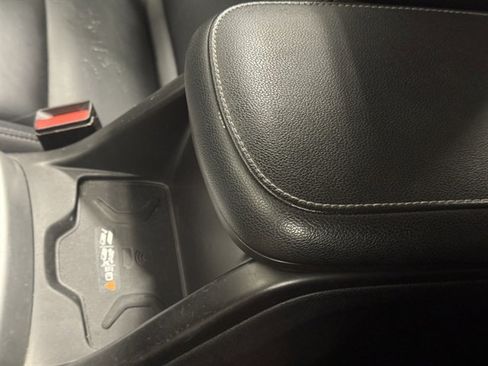 Used 2021 Chevrolet Colorado ZR2 image 25