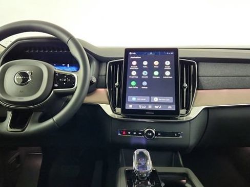New 2026 Volvo XC90 B6 Plus w/ Protection Package Premier AWD/4WD image 26
