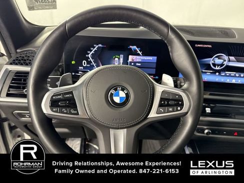 Used 2026 BMW X7 xDrive40i w/ M Sport Package AWD/4WD image 12