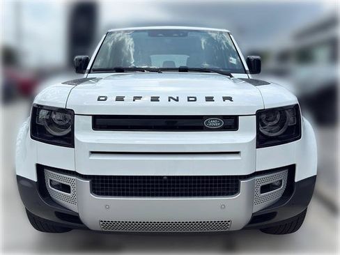 Used 2023 Land Rover Defender 110 S AWD/4WD image 2