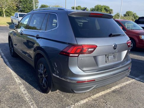 Used 2024 Volkswagen Tiguan SE AWD/4WD image 5