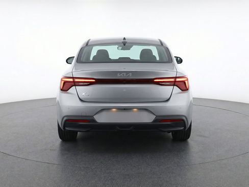 Used 2025 Kia K4 LXS image 7