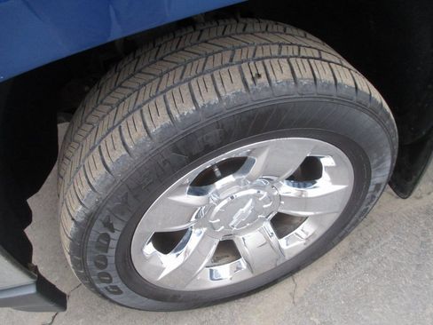 Used 2017 Chevrolet Silverado 1500 LTZ w/ Sport Package image 13