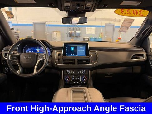 Used 2023 Chevrolet Tahoe Z71 w/ Luxury Package AWD/4WD image 21